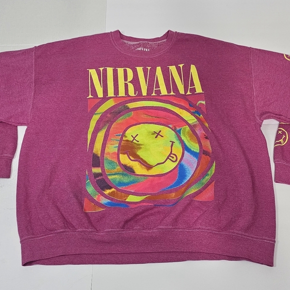 NIRVANA Magenta Graphic Top - Picture 2 of 9